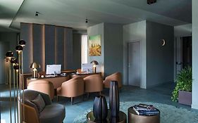Columbus Urban Resort